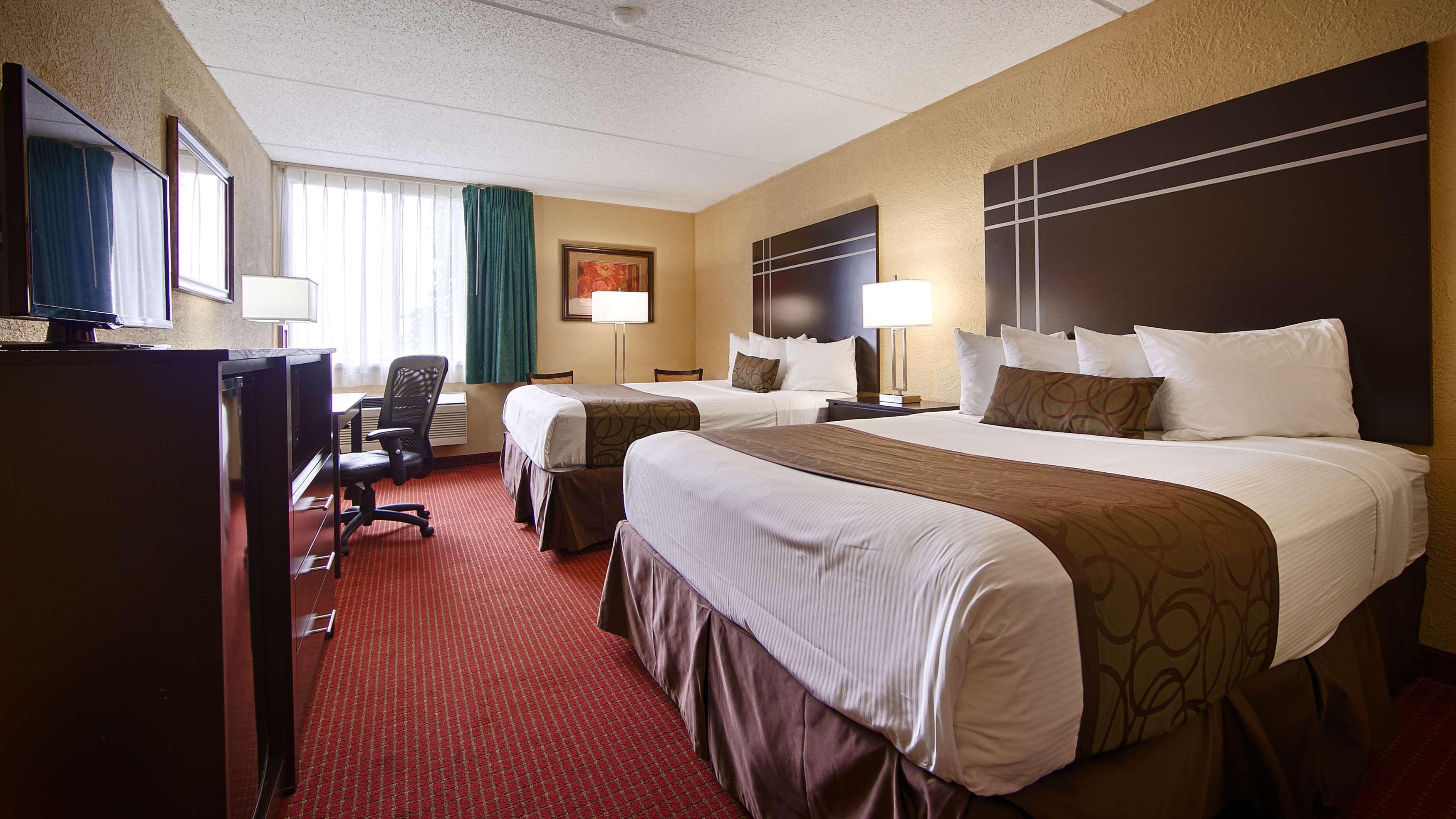 Best Western Waukesha Grand Pewaukee Ngoại thất bức ảnh