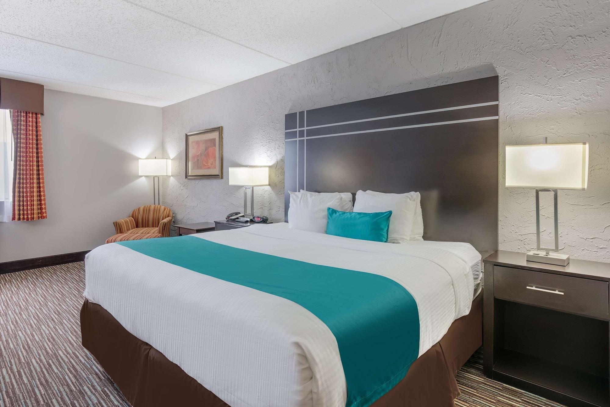 Best Western Waukesha Grand Pewaukee Ngoại thất bức ảnh