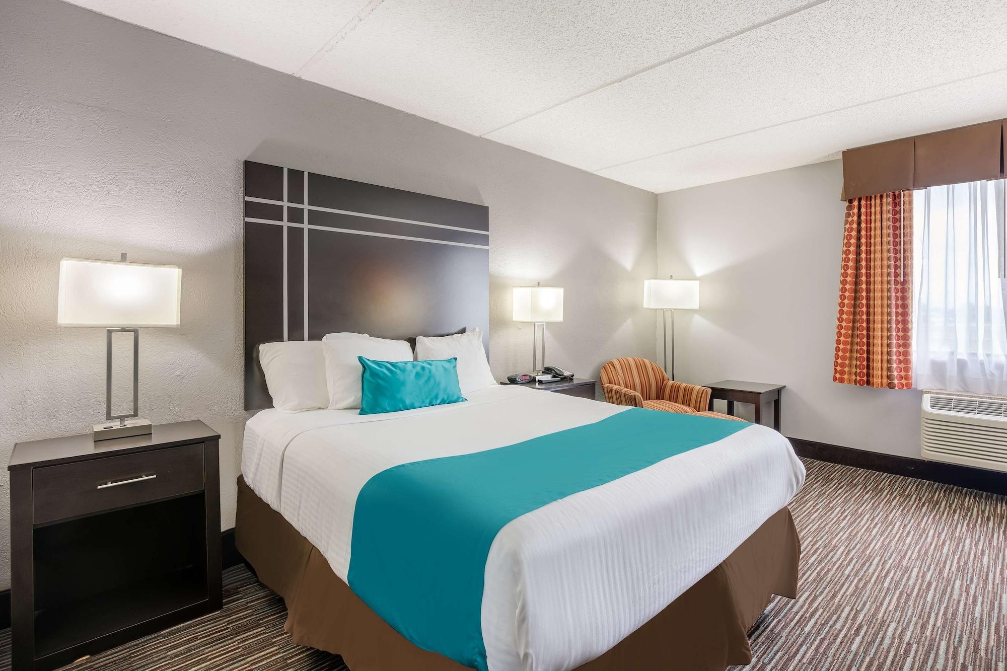 Best Western Waukesha Grand Pewaukee Ngoại thất bức ảnh
