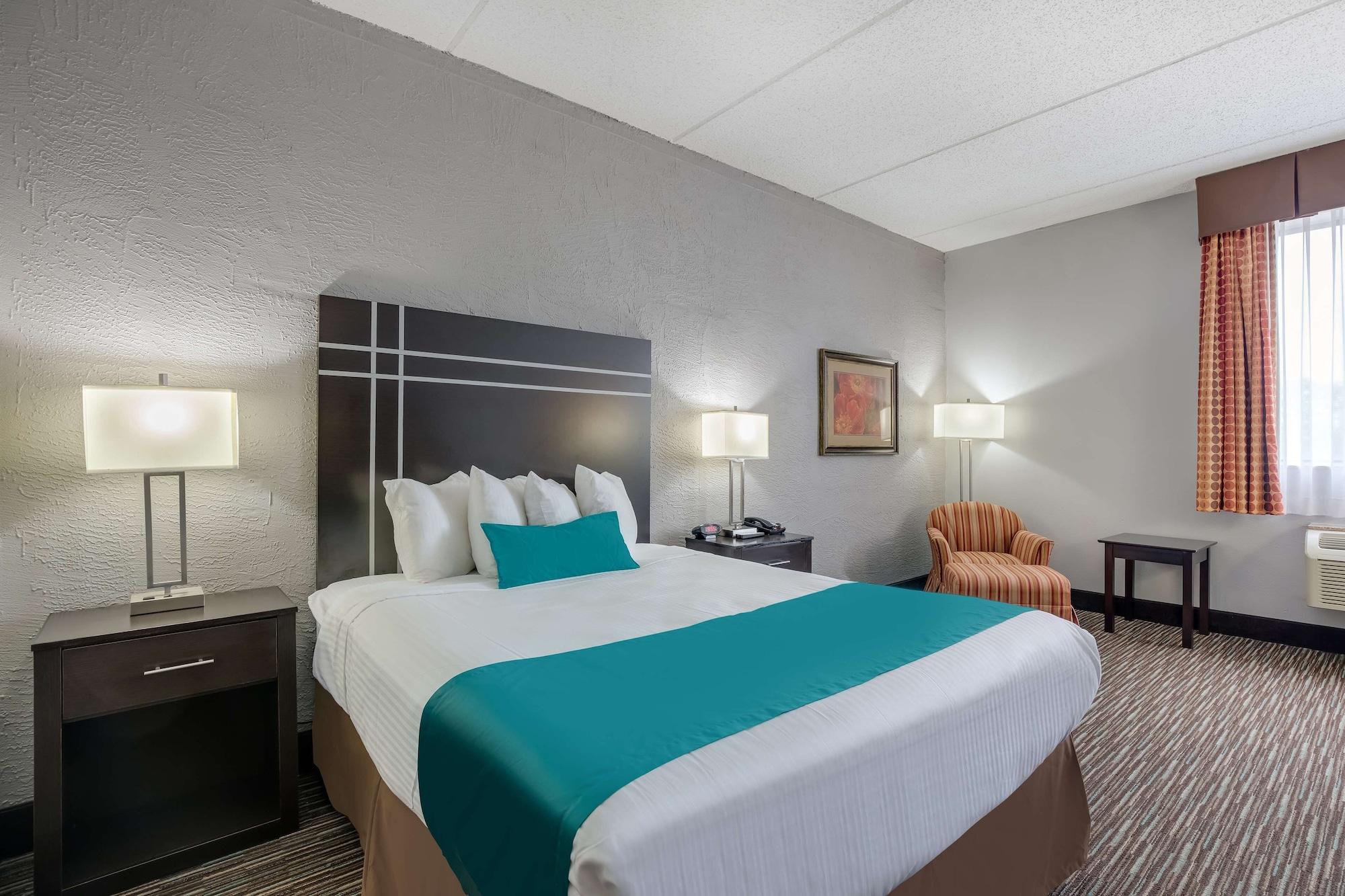 Best Western Waukesha Grand Pewaukee Ngoại thất bức ảnh
